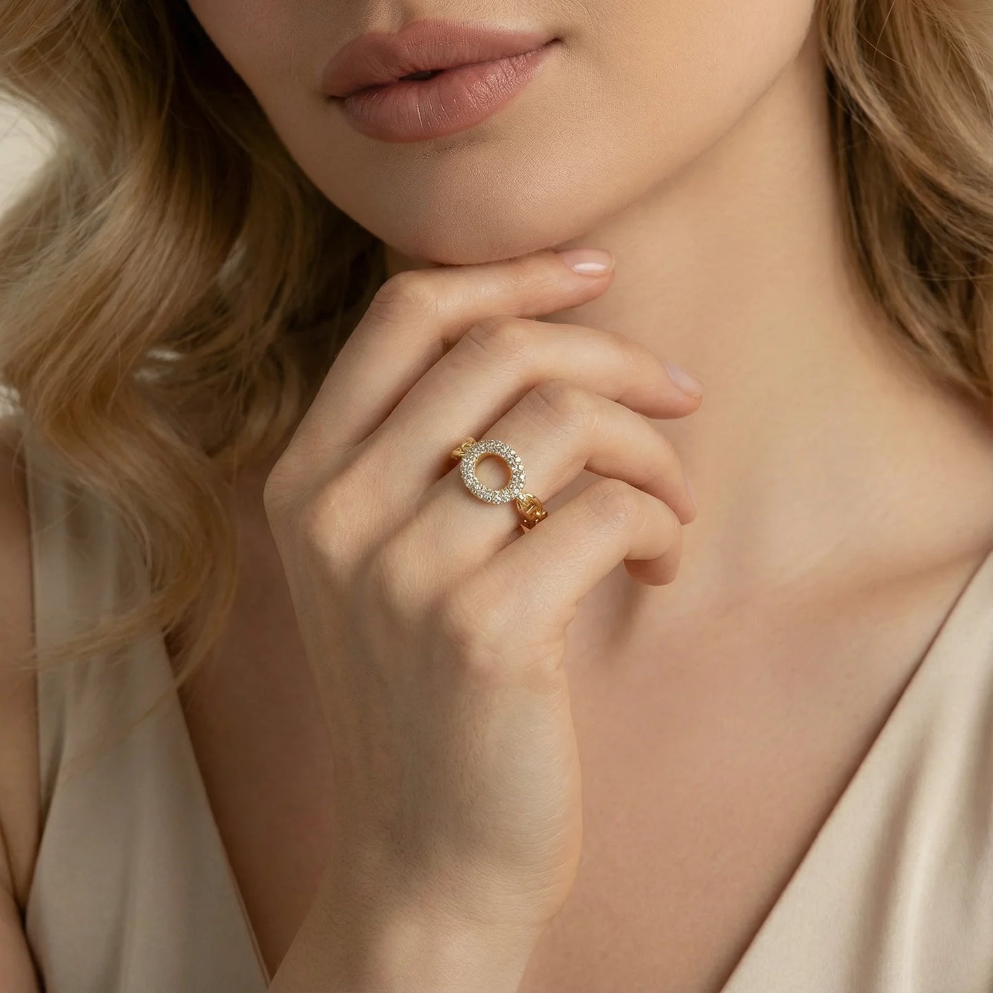 Gullfarget kjedering- Golden chain statement ring  - 18K gullbelagt eco- brass