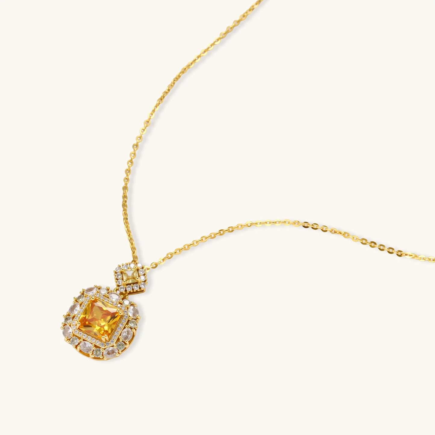 Heirloom Square Smykkesett med 14 K gullbelegg i eco-brass og Cubic Zirkonia - Hudvennlig komfort