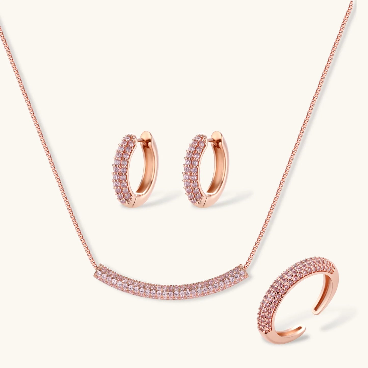 Sparkling Glitrende smykkesett i rosegull i miljøvennlig Eco -brass belagt med 14 K gull og cubic zirkonia