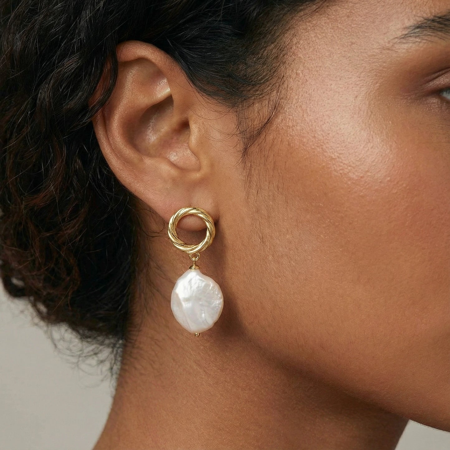 Pearl Glow Drop Earrings 18K Gold Vermeil - Baroque Pearl
